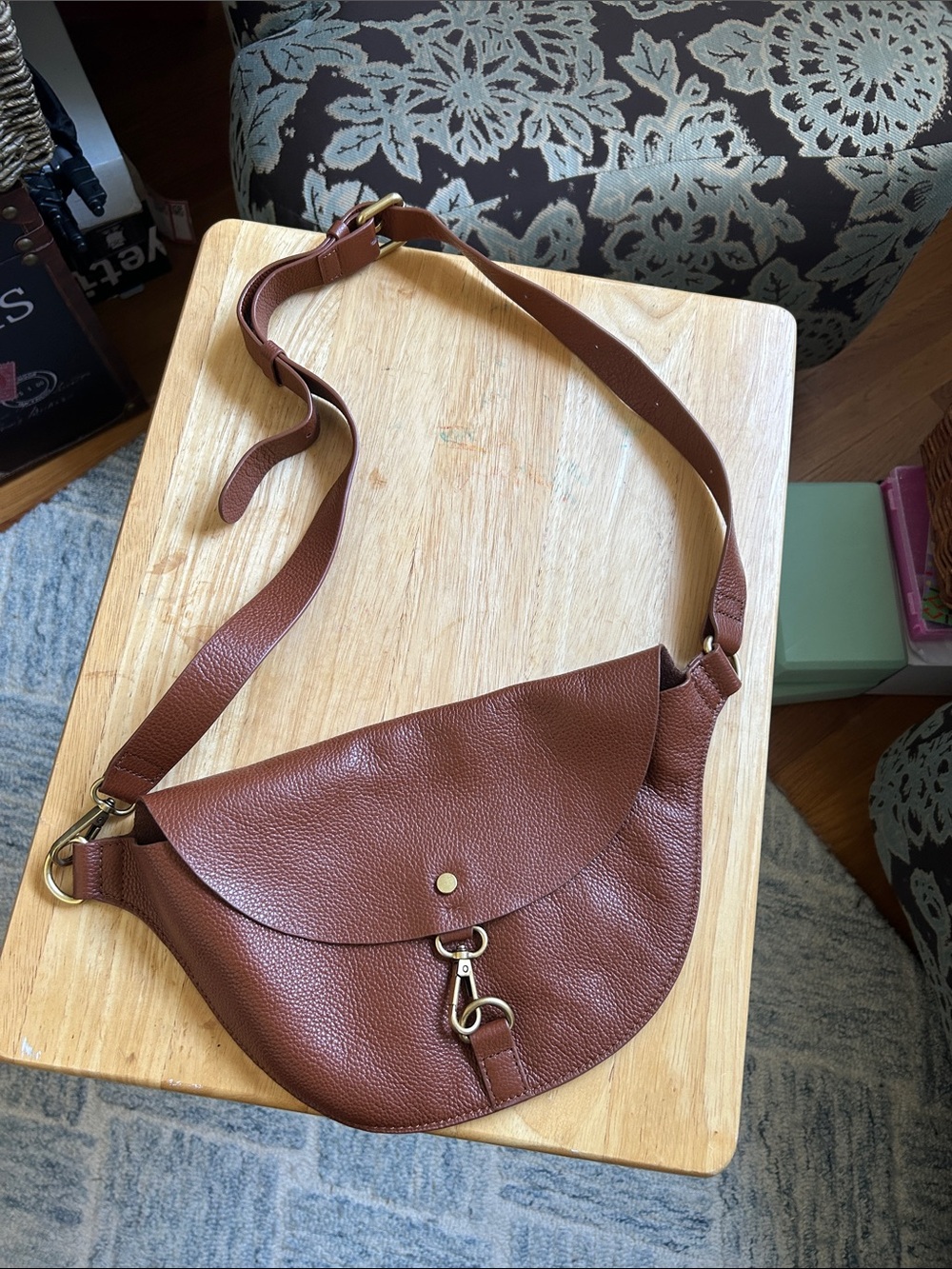 Banana Republic Brown Leather Crossbody Sling Bag - Women